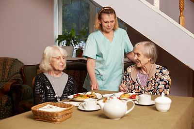 Пансионат для пожилых людей в Рассудово